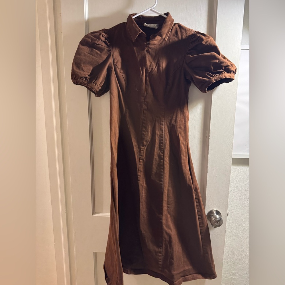 Tuckernuck Hyacinth House Chocolate Front Zip Denim Midi Dress